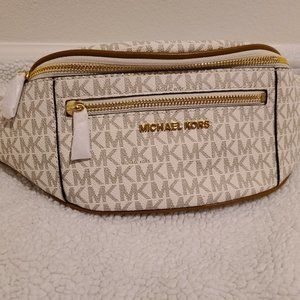 - Michael Kors Fanny Pack Belt Bag